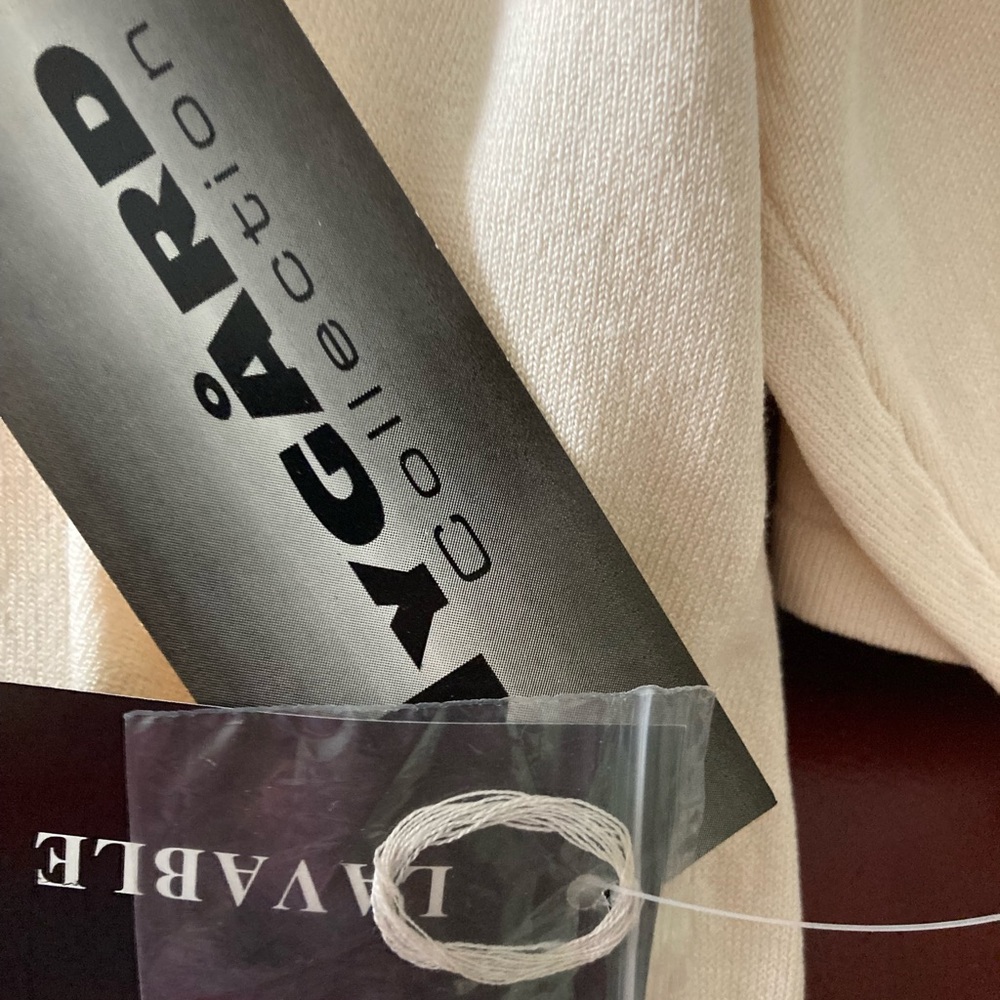 NWT Nygard Beige Blouse Size 18/20 - Picture 8 of 8